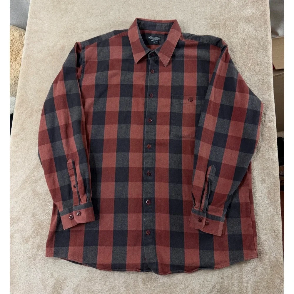The J.Peterman Company Flannel‎ Shirt Men's XL Red Plaid Long Sleeve XL EUC